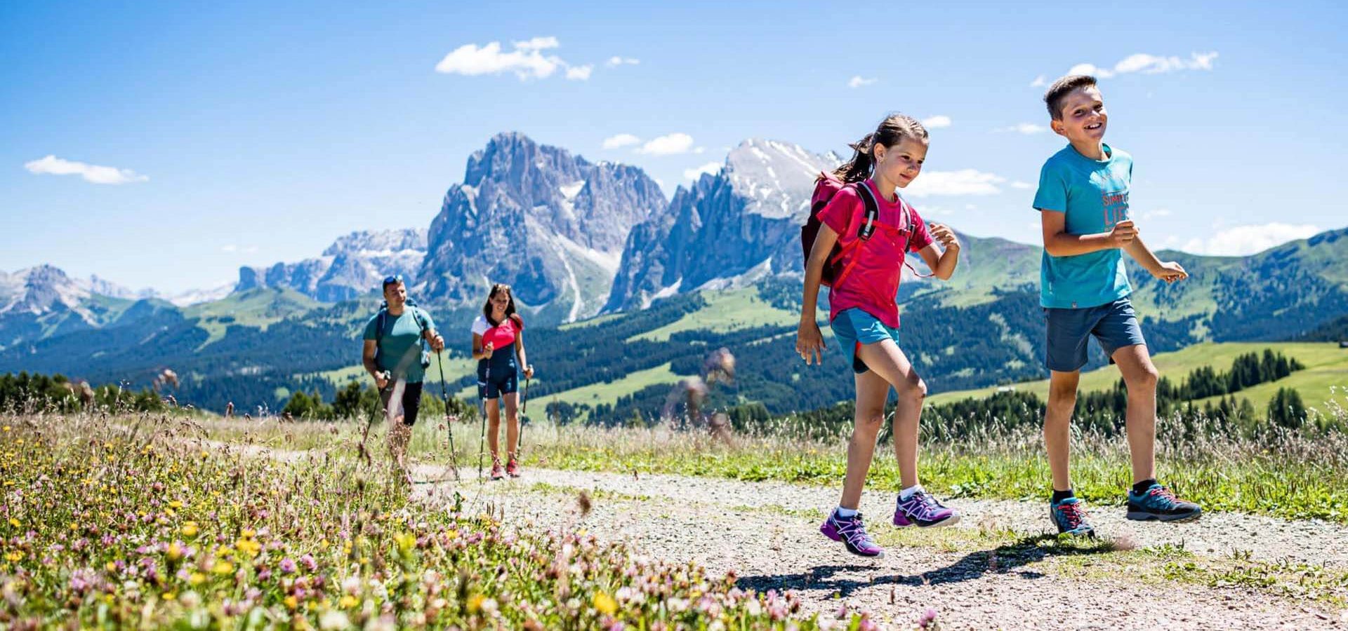 morodeserhof in kastelruth sommerurlaub auf dem bauernhof suedtirol dolomiten italien 2